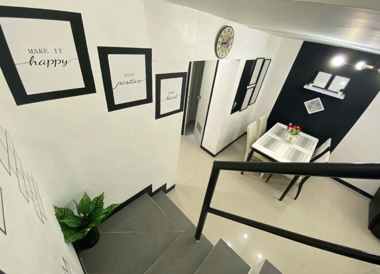 شقة Balcony & 2Br Townhouse - Near Clark Airport & Aqua Planet - Trp2 آنغلوس المظهر الخارجي الصورة